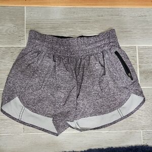 Lululemon Athletica Gray Athletic Shorts with Elastic Waistband